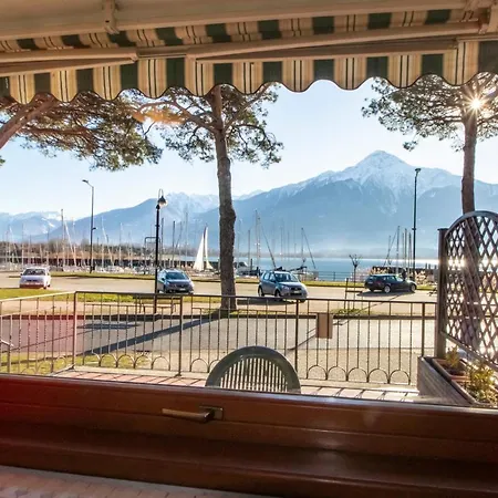 House Nicholas * Gera Lario